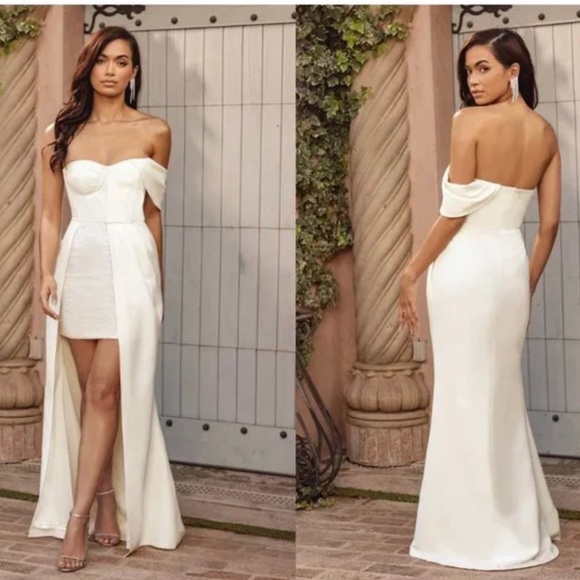 Dresses & Skirts - Dress